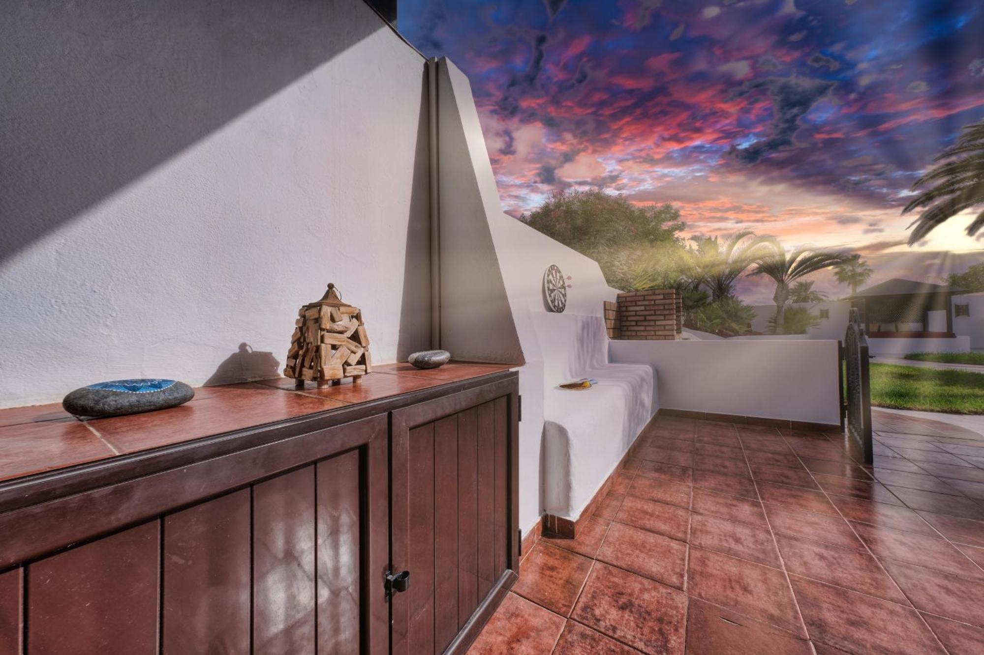 Villa Picasso Private Pool Плая Бланка Екстериор снимка